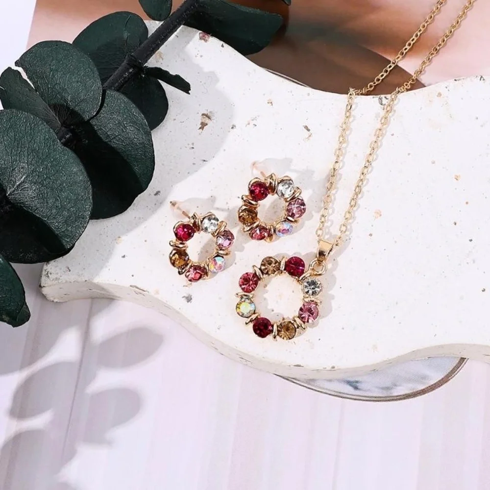 Rose Gold Plated Rhinestone Pendant Necklace & Earrings Set - Picture 5 of 6